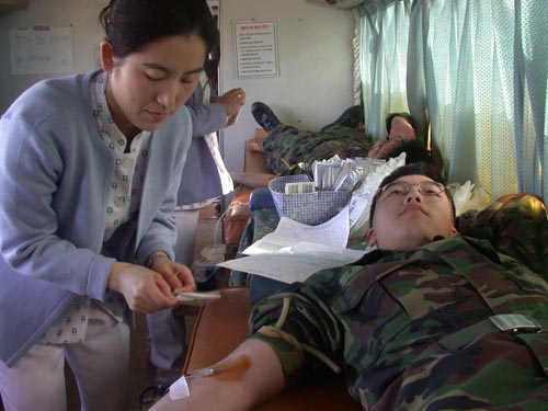 53사단 장병들은 오는 14일까지 4,000여 명이 헌혈에 참가하게 된다. 